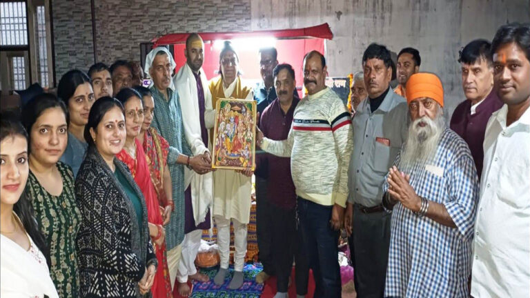श्रीमद् हनुमत सेवा समिति पंजीकृत की ओर से आयोजित सामूहिक हनुमान चालीसा पाठ एवं भजन उच्चारण कार्यक्रम का आयोजन