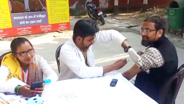 लोगों ने उठाया वैक्सीनेशन कैंप का लाभ
