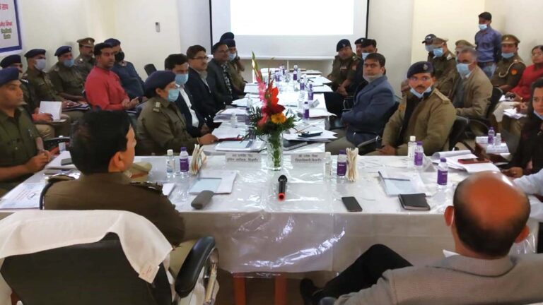 दो राज्यों के अधिकारियों के बीच गोष्ठी का आयोजन