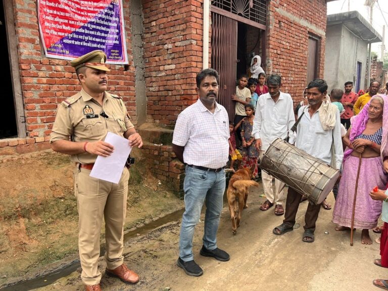 12 लाख से अधिक रुपए की संपत्ति नियमानुसार कुर्क की कार्यवाही से क्षेत्र में मचा हड़कंप