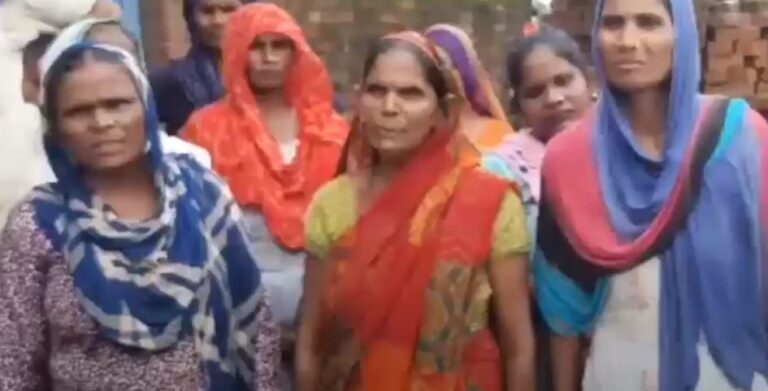 घर से निकले युवक का मंदिर में मिला शव, परिजनों ने हत्या का लगाया आरोप