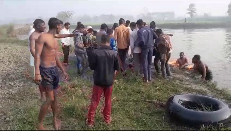 ससुराल में रह रहे व्यक्ति ने शराब के नशे में तालाब में कूदकर दी जान…. ससुराल वालो पर हत्या का आरोप